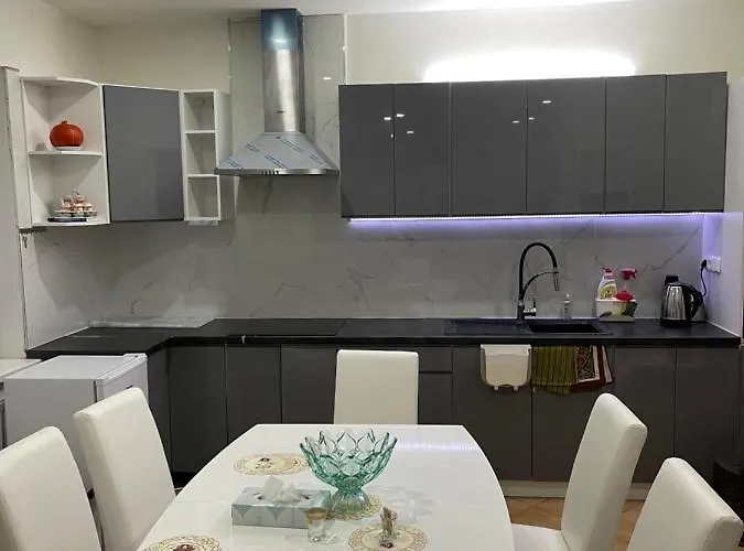 Milky Way Apartment *